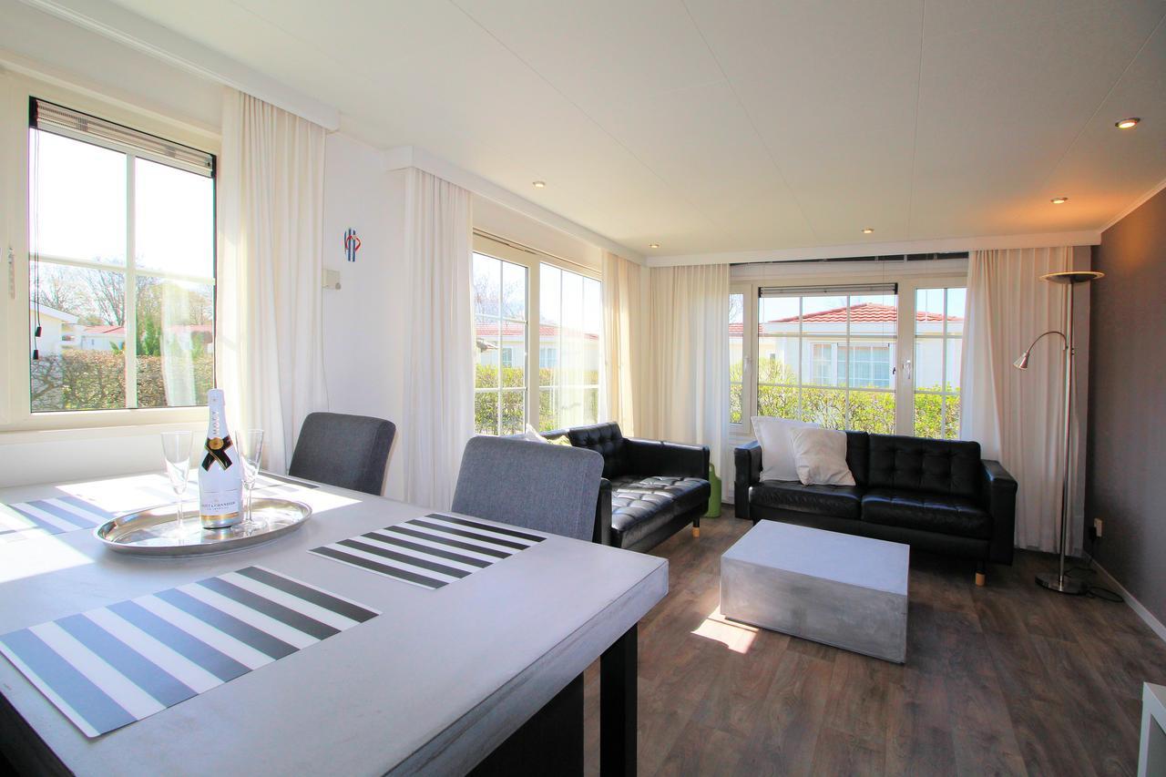 Holiday Park Dennenbos Oostkapelle Bagian luar foto